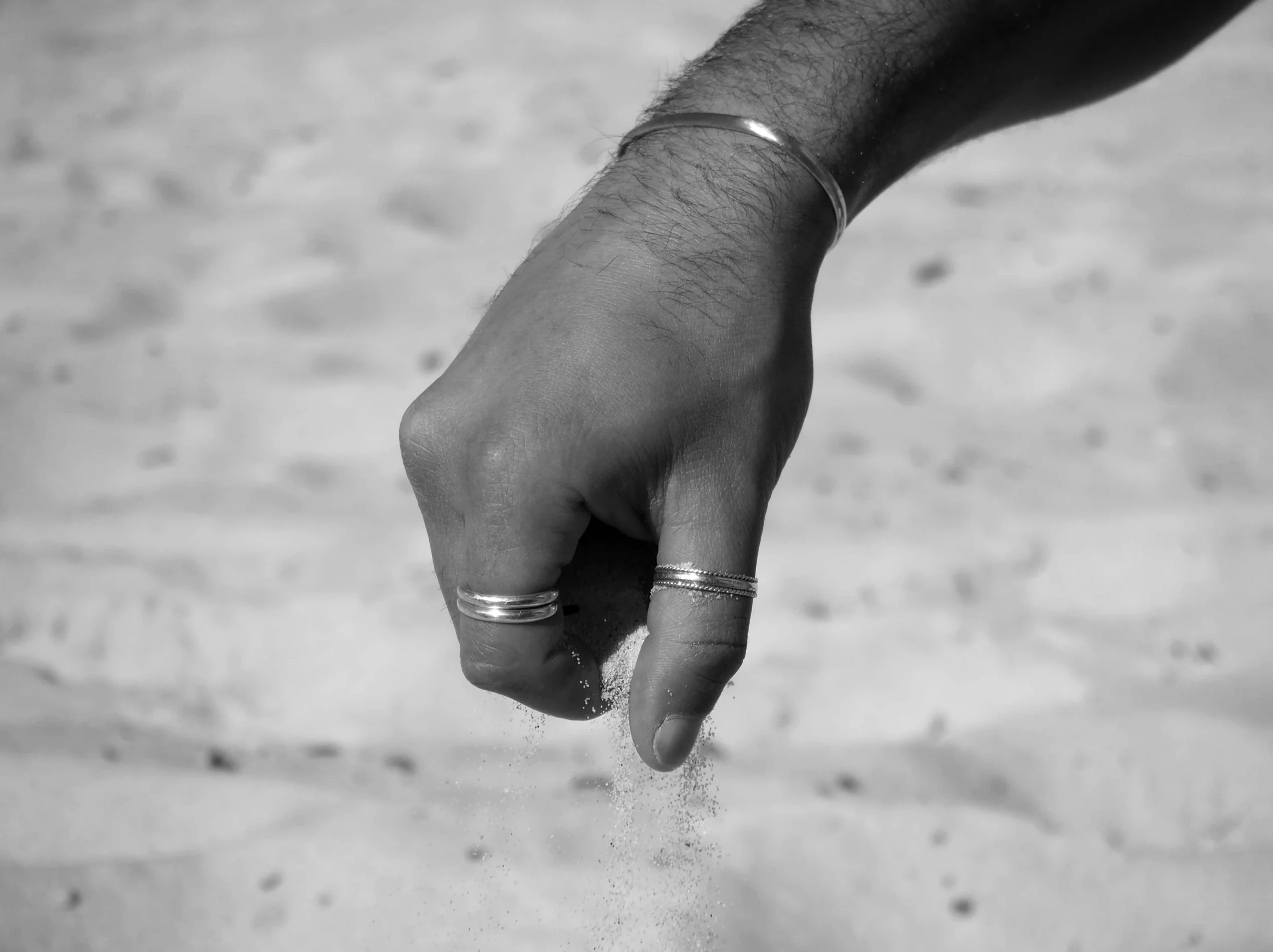 bare cuff. - Image 4