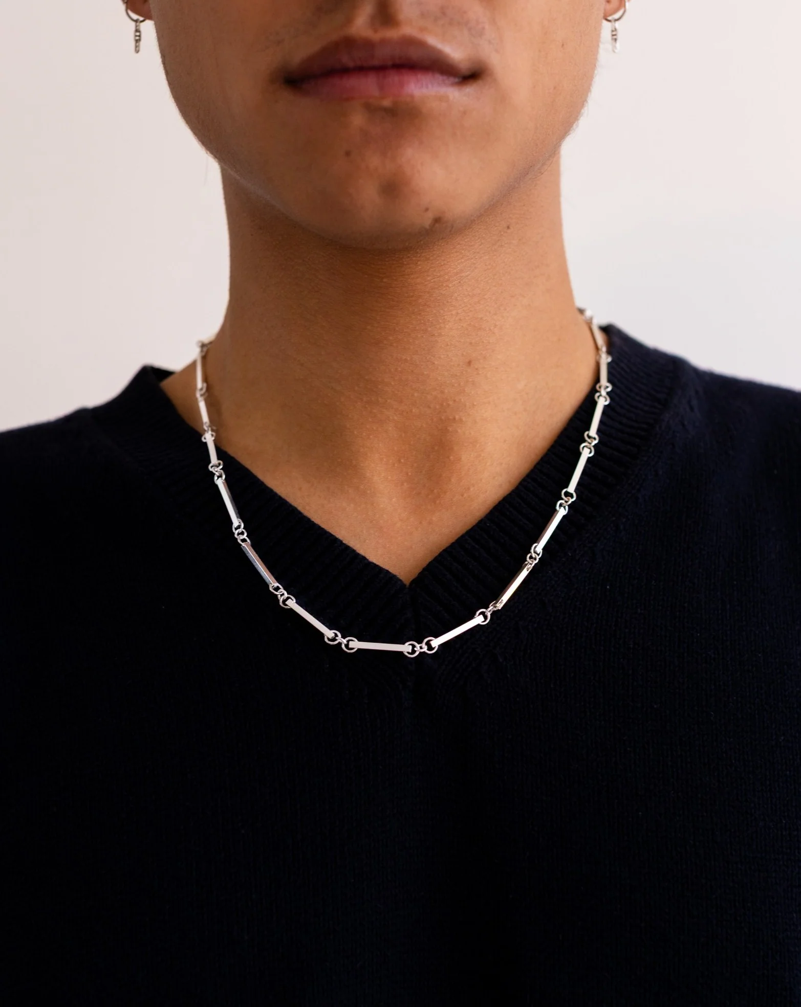 lines link necklace. - Image 6
